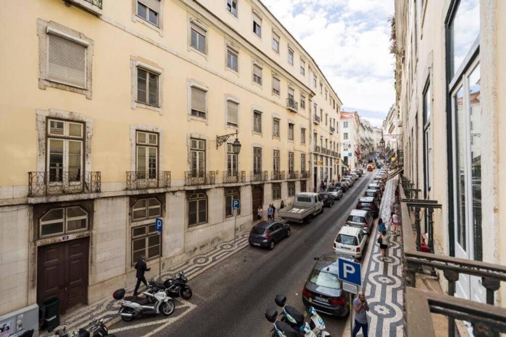 Ola Lisbon - Chiado 1 Apartment Exterior photo